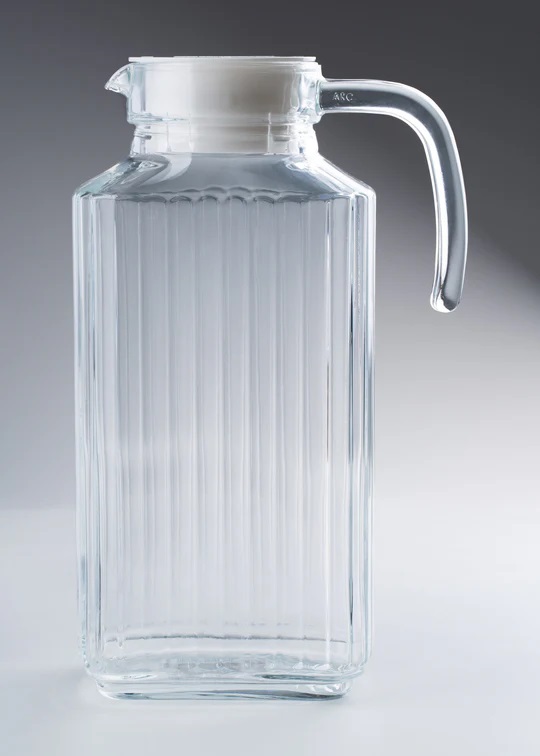 Jarra de Cristal con Tapa Blanca